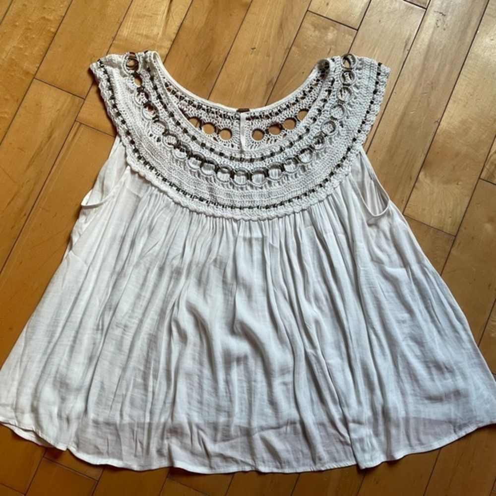 Frer People Elegant White Crochet Ring Detail Women's Top
